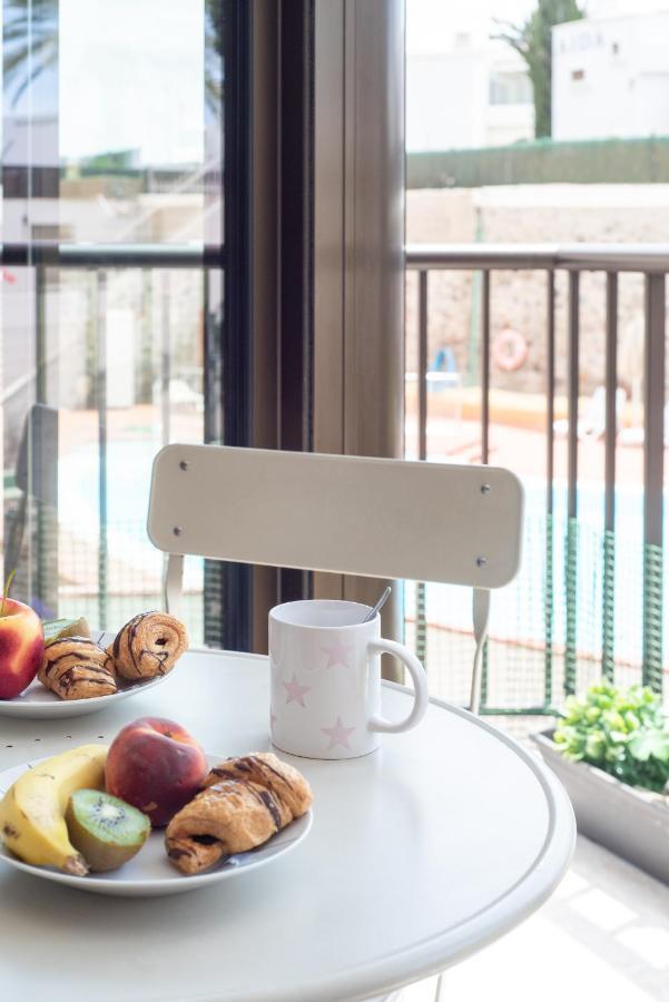 Home2Book Cozy Apartment Playa Del Ingles, Pool Bagian luar foto
